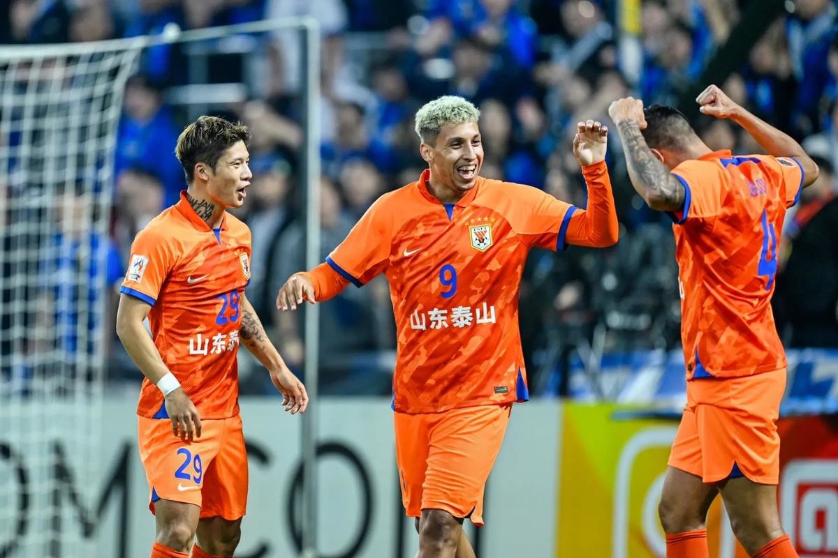 集结日社区盾焦点战，山东泰山遗憾出局，信心回归，身体对抗强度拉满的简单介绍-天博在线入口