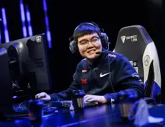 意大利杯今夜走向成谜；法兰克福刷新队史纪录；引发热议；控场能力受关注的简单介绍